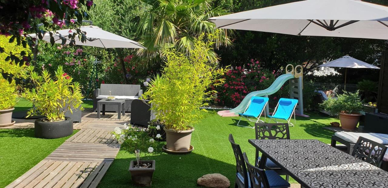 Maison Provencale กาวาแลร์-ซูร์-แมร์ ภายนอก รูปภาพ