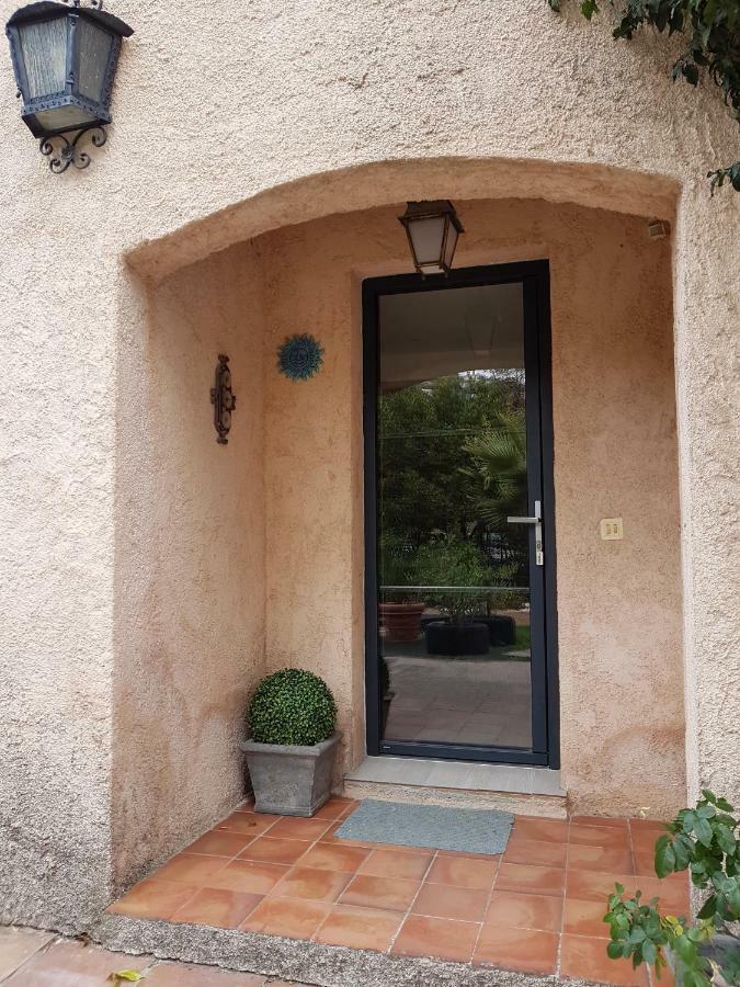 Maison Provencale กาวาแลร์-ซูร์-แมร์ ภายนอก รูปภาพ